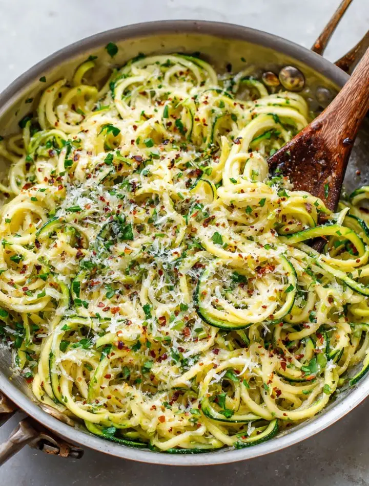 10 Easy Zucchini Recipes : Quick, Healthy & Delicious Ideas 4 Easy Zucchini Noodles (Zoodles) 🍝